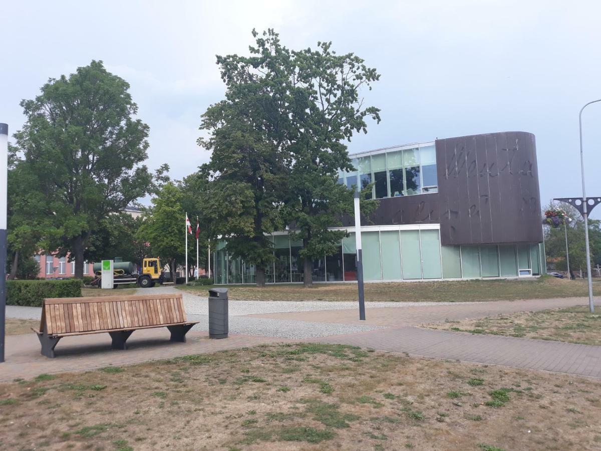 Talsu Iela 24 Lägenhet Ventspils Exteriör bild